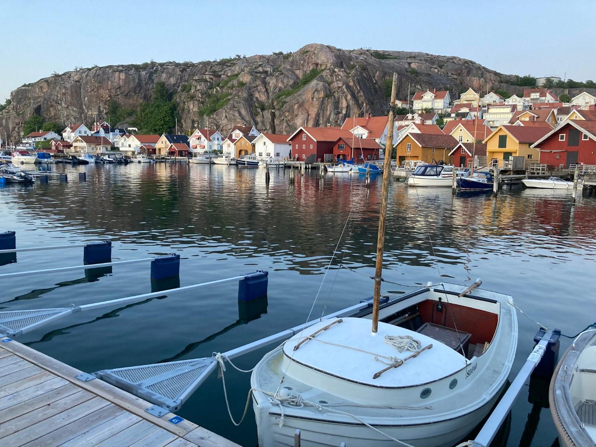 Fjällbacka 巴德赫尔门凡德拉姆旅舍旅舍 外观 照片