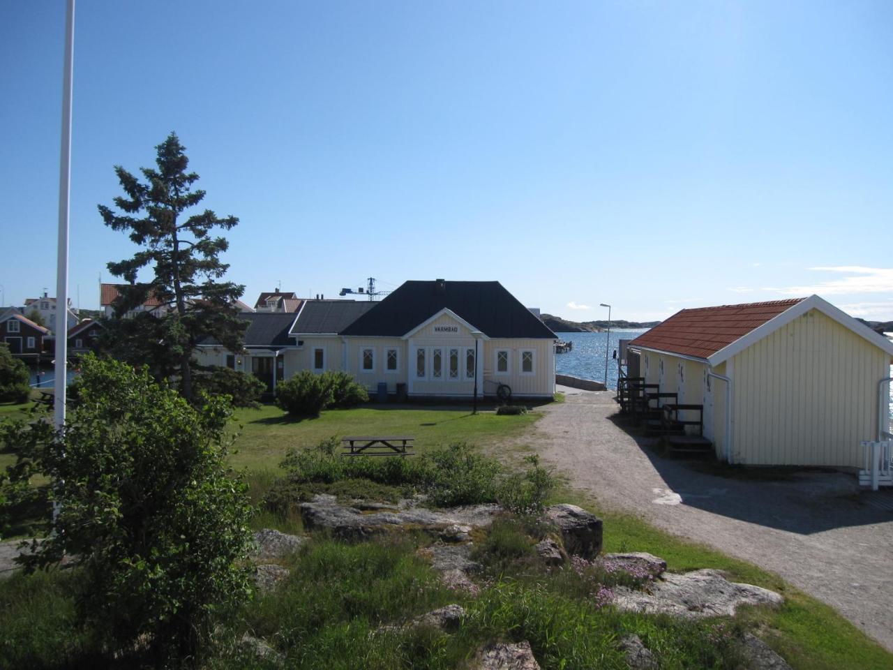Fjällbacka 巴德赫尔门凡德拉姆旅舍旅舍 外观 照片