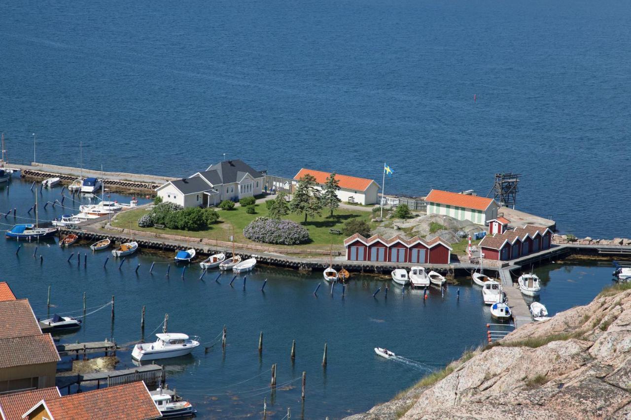 Fjällbacka 巴德赫尔门凡德拉姆旅舍旅舍 外观 照片